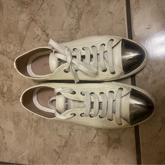 MIU MIU Patent leather white sneakers - Picture 2 of 14